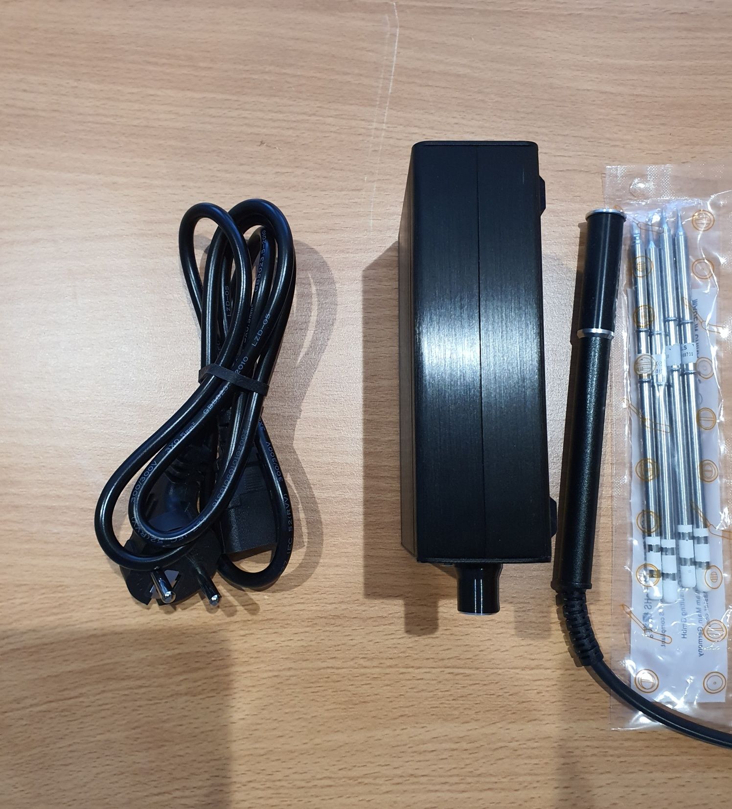 Stacja Lutownicza Queco T12-956 OLED