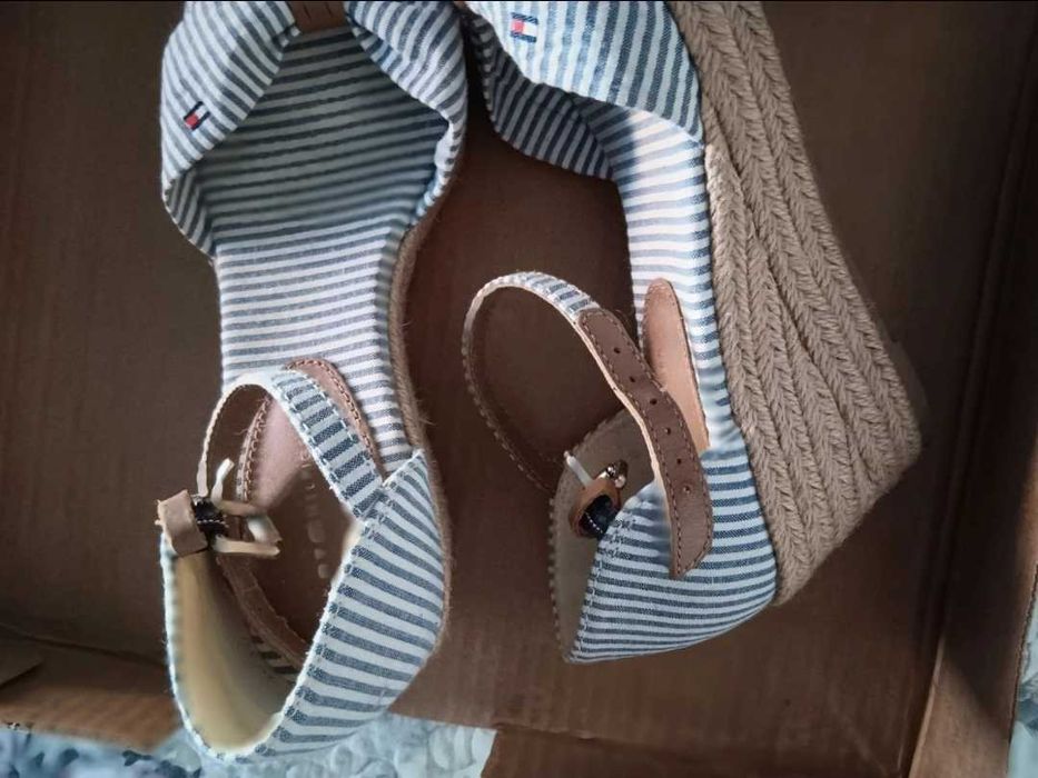 Alpercatas Tommy Hilfiger