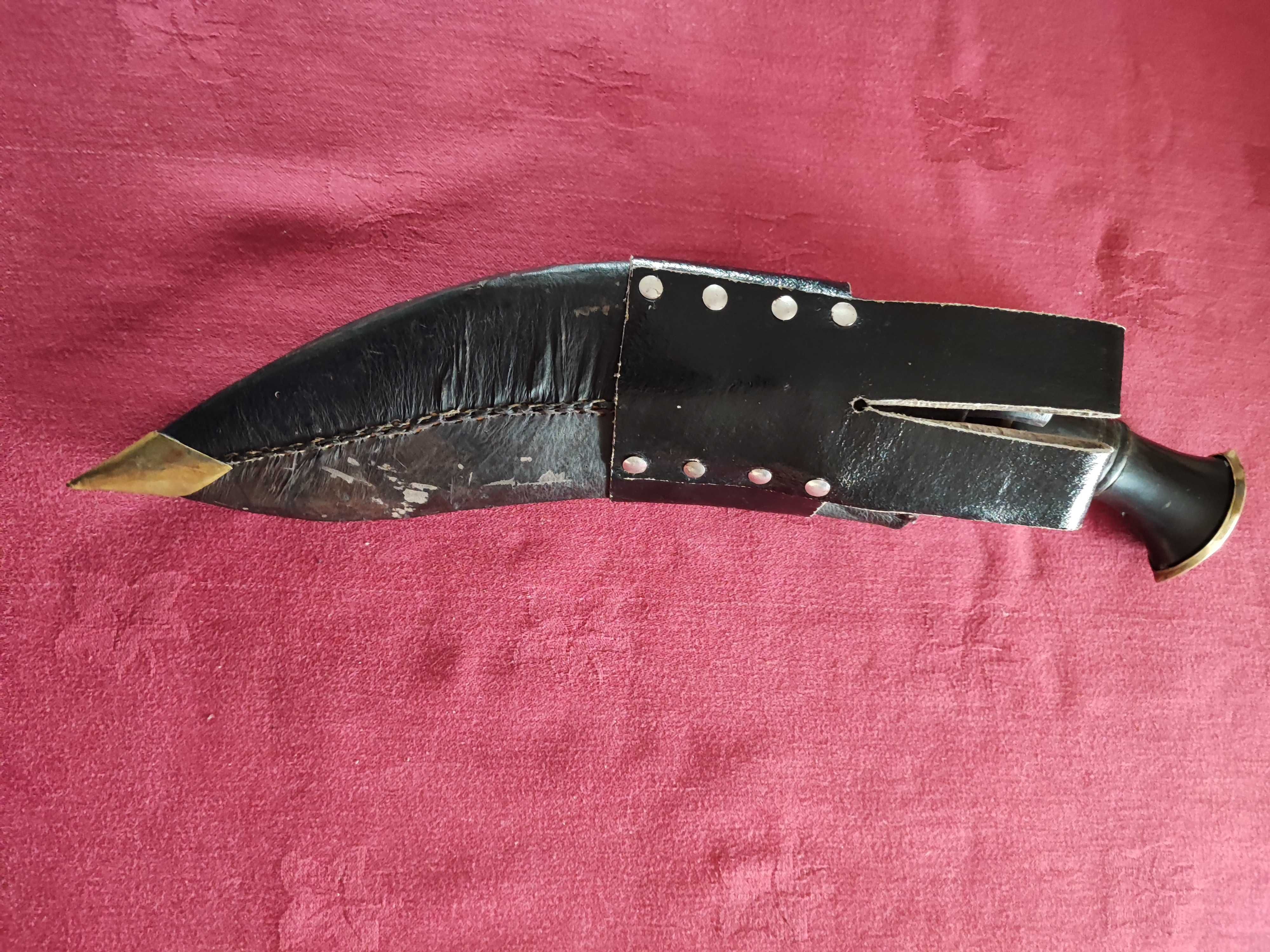 Kurki oryginalny wojskowy nóż Gurków nepalskich.