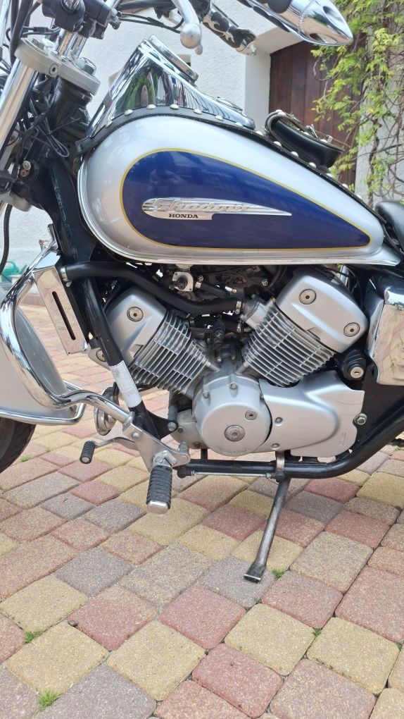 Honda Shadow 125