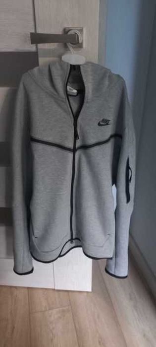 Tech Fleece NIKE szary
