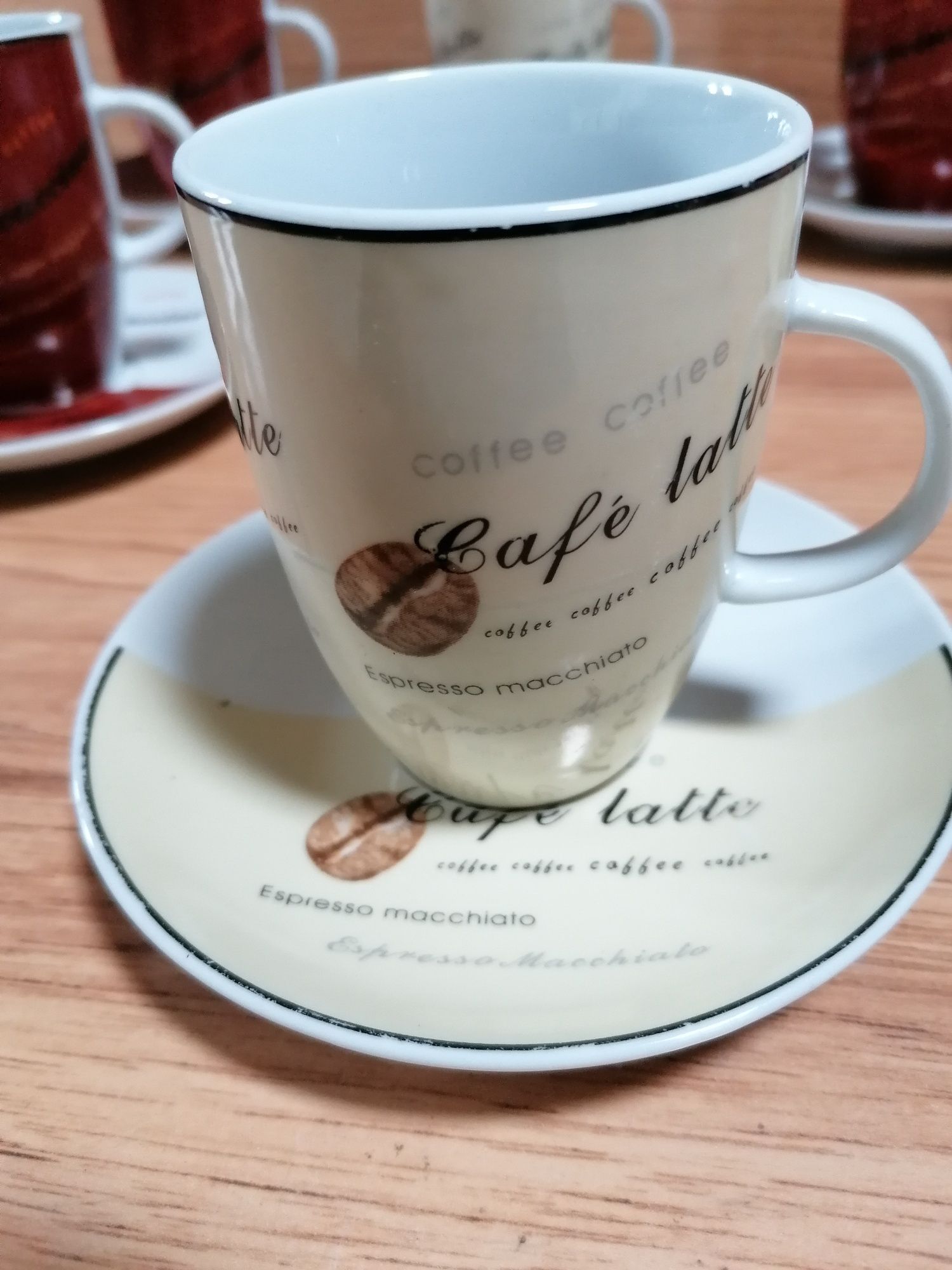 Filiżanki Caffe latte.