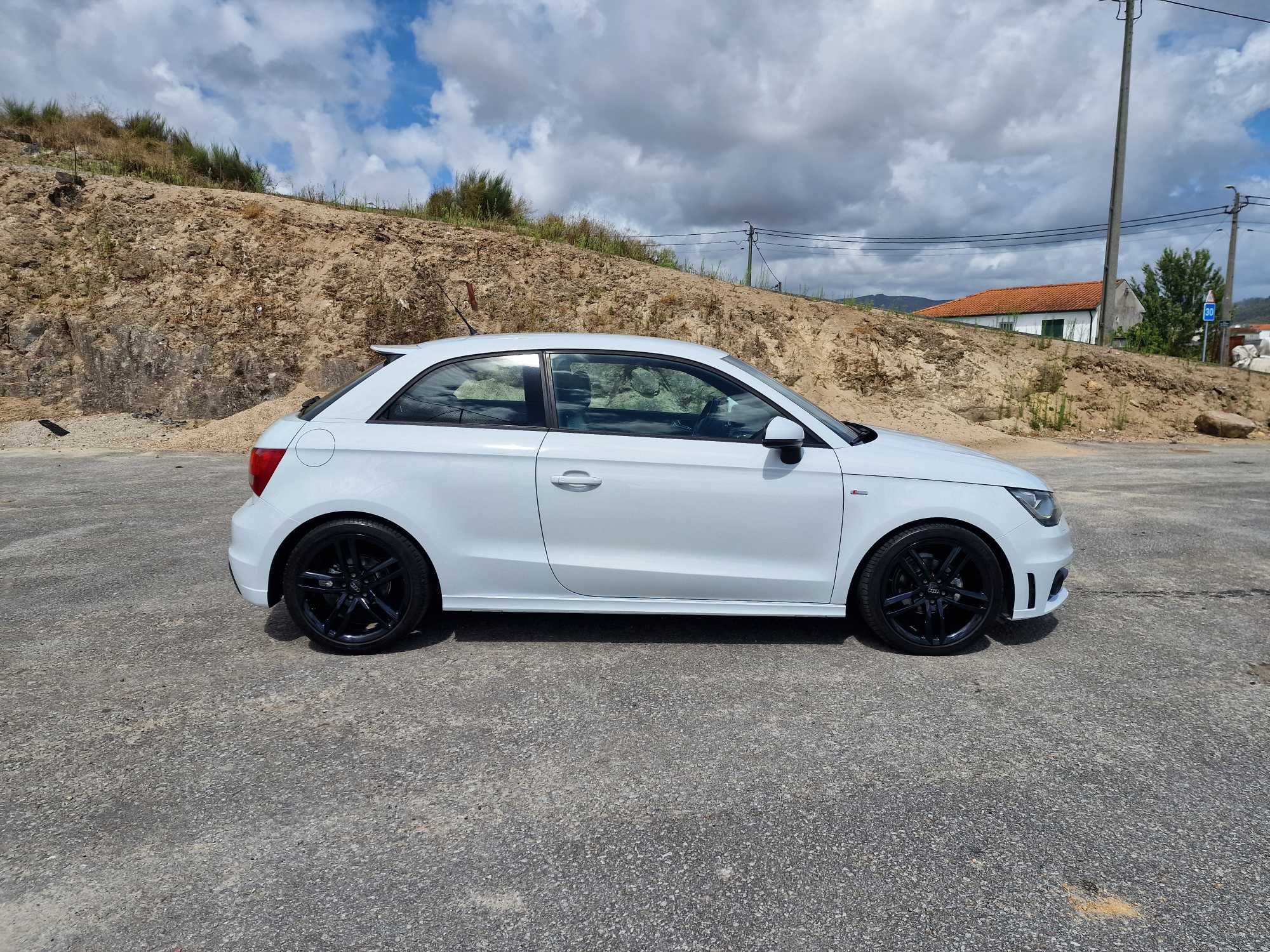 Audi A1 tdi S LINE