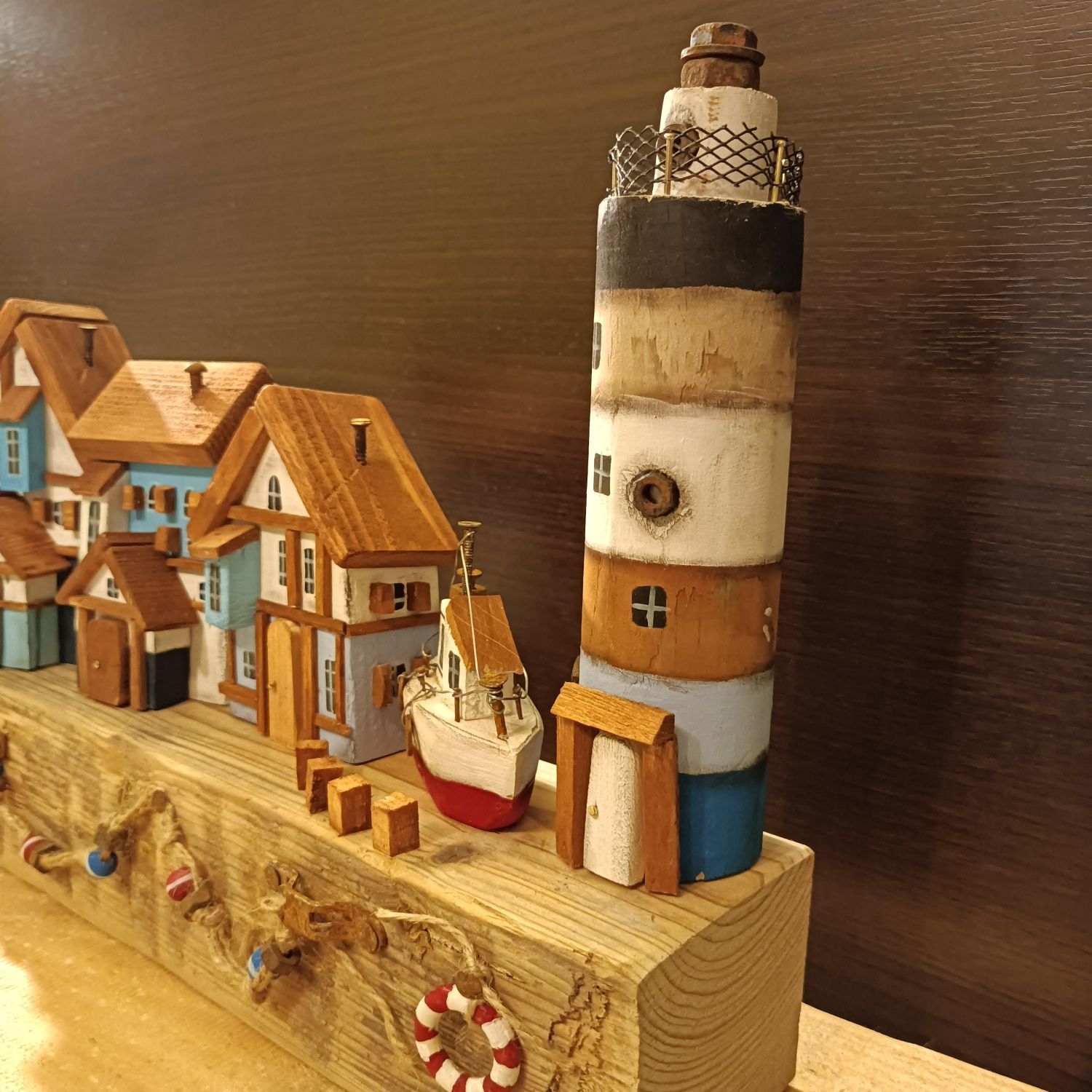 Domki drewniane latarnia morska na belce dekoracja hand made