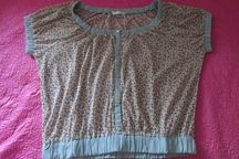 Blusa com flores