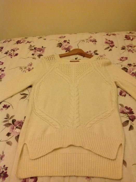 Sweterek wełniany firmy Stefanel - piękny, oryginalny