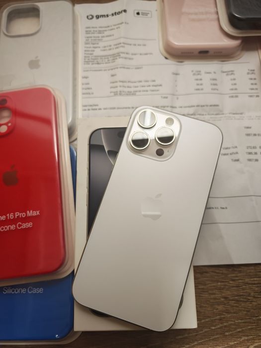 iPhone 16 Pro Max  6.9" 256GB Branco Titanium Seminovo C/Garantia