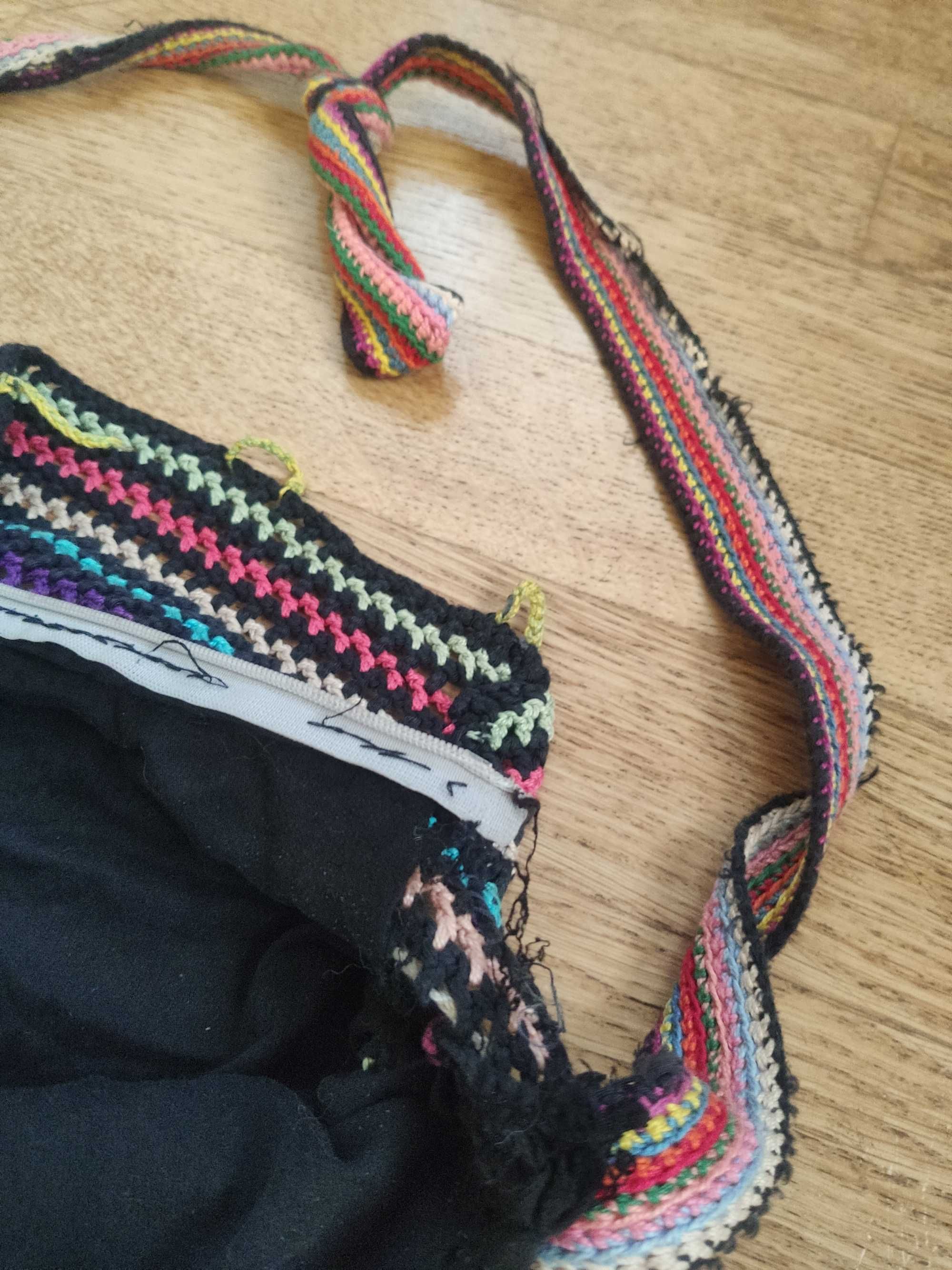 Hand-made torba robiona na szydełku