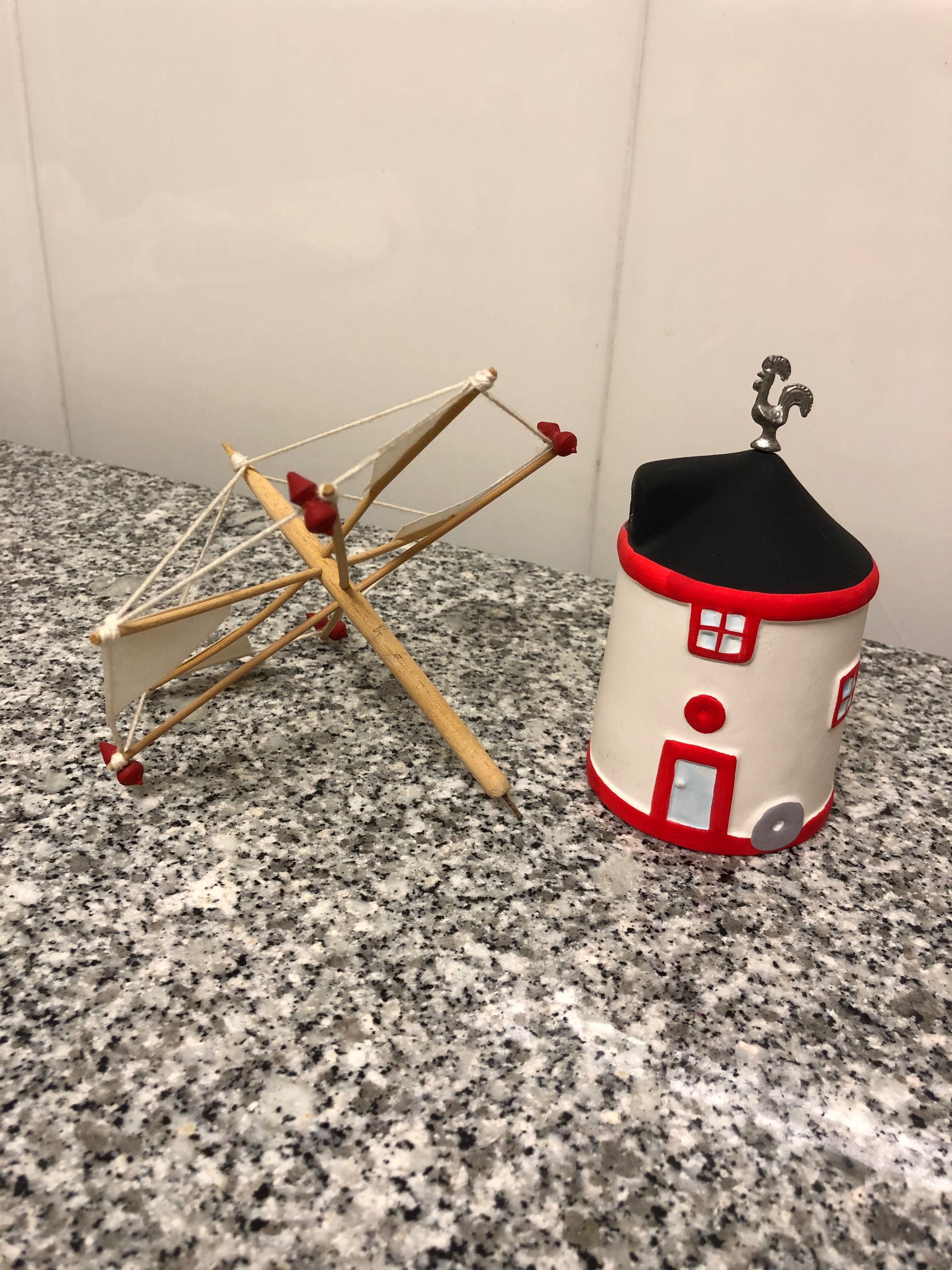 Moinho Decorativo de Cerâmica