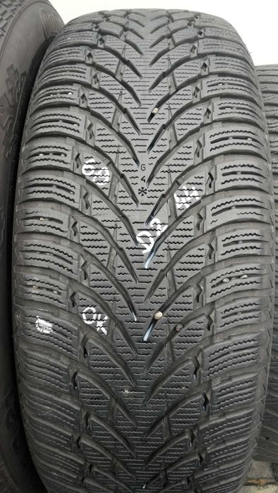 235 45 R19 105V  NOKIAN TYRES WR SUV 4