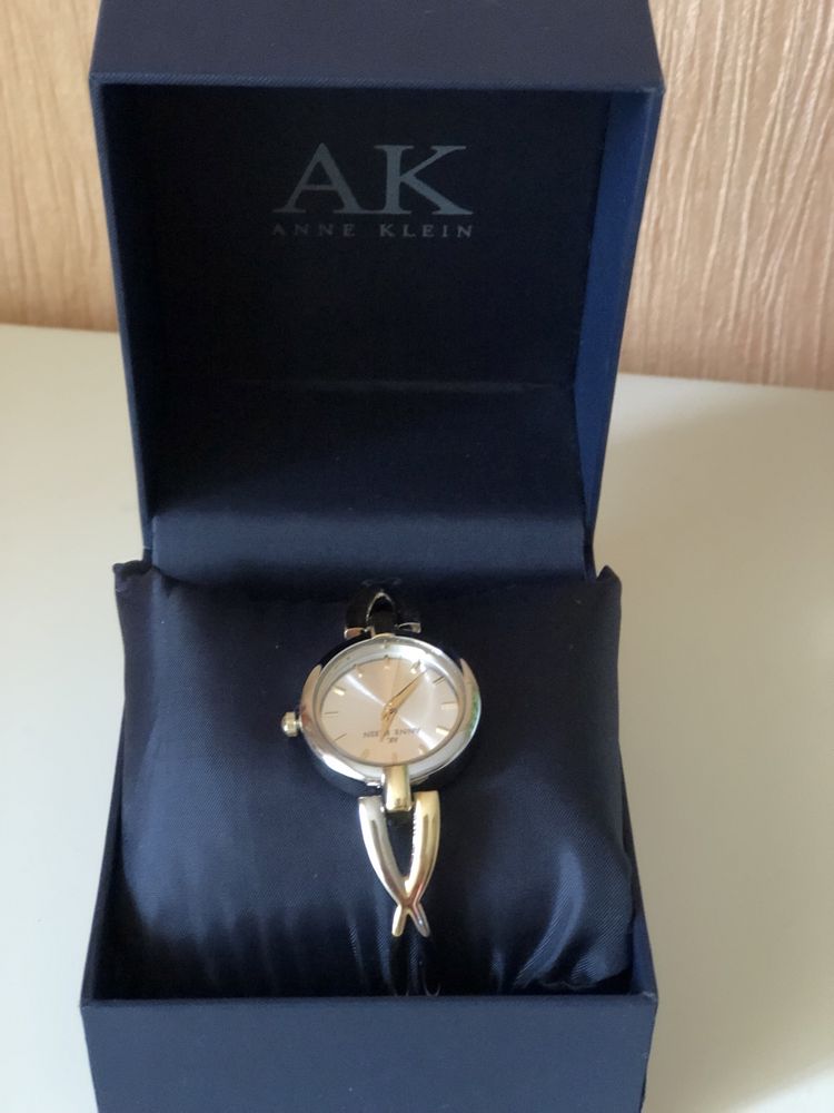 Часы женские Anne Klein США