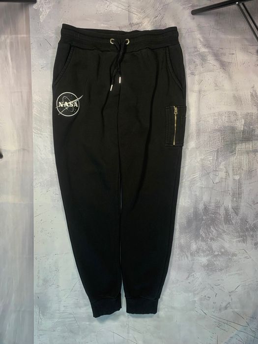 Штаны alpha industries