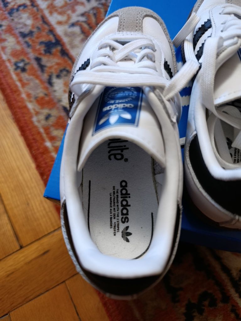Кросівки Adidas Дитячі .  Оригінал.