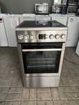 Kuchenka Ceramiczna Blomberg model Hks 9330 e 50 cm szer Inox