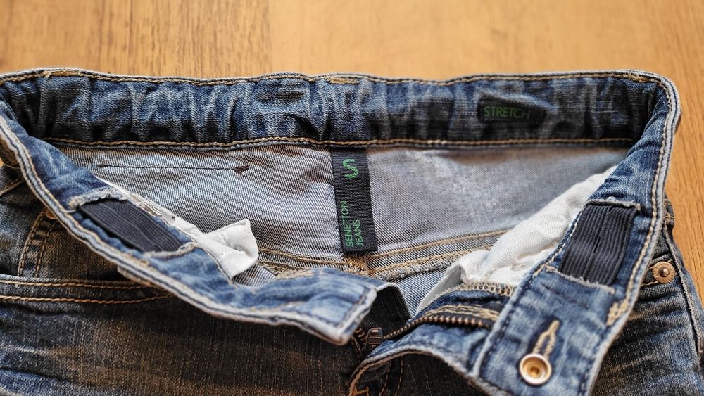 Spodenki Benetton rozm. 122