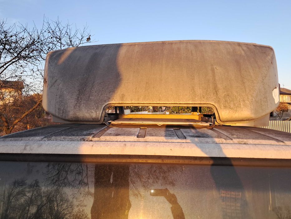 Спойлер на вантажний автомобіль мерседес 814