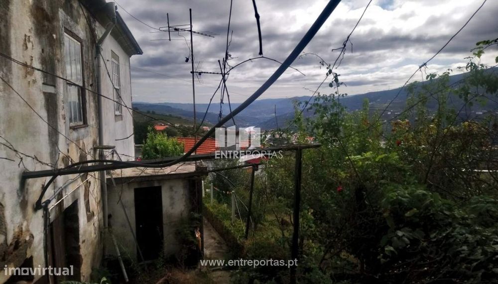 Venda Moradia de pedra para restauro, Gestaçô, Baião
