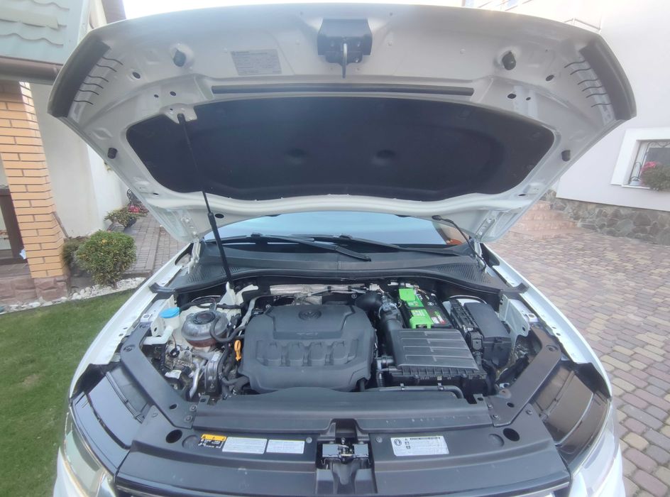 Volkswagen Tiguan,  2017