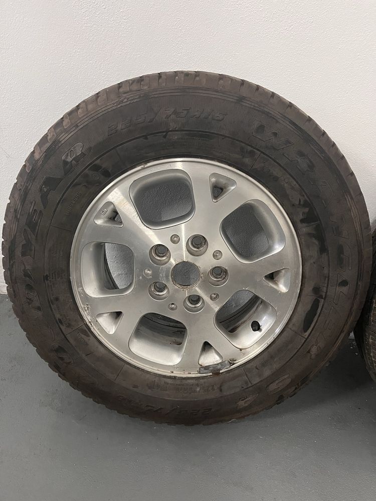 Pneus jeep grand cherokee e highlift