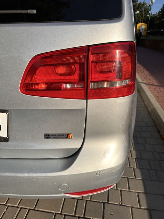 VW Touran 2013 максимальна комплектація ідеальний стан