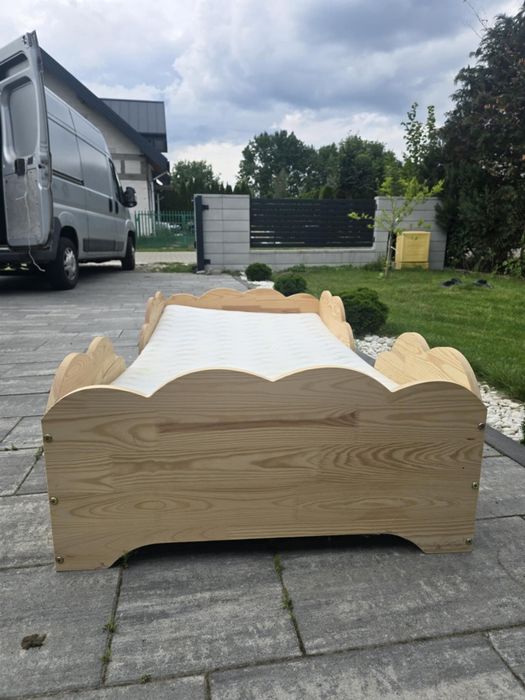 Łóżko dziecięce chmurka + materac 80x160