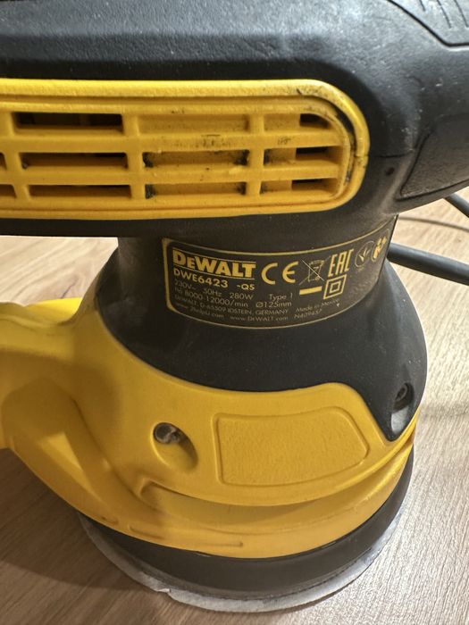 Szlifierka oscylacyjna Dewalt