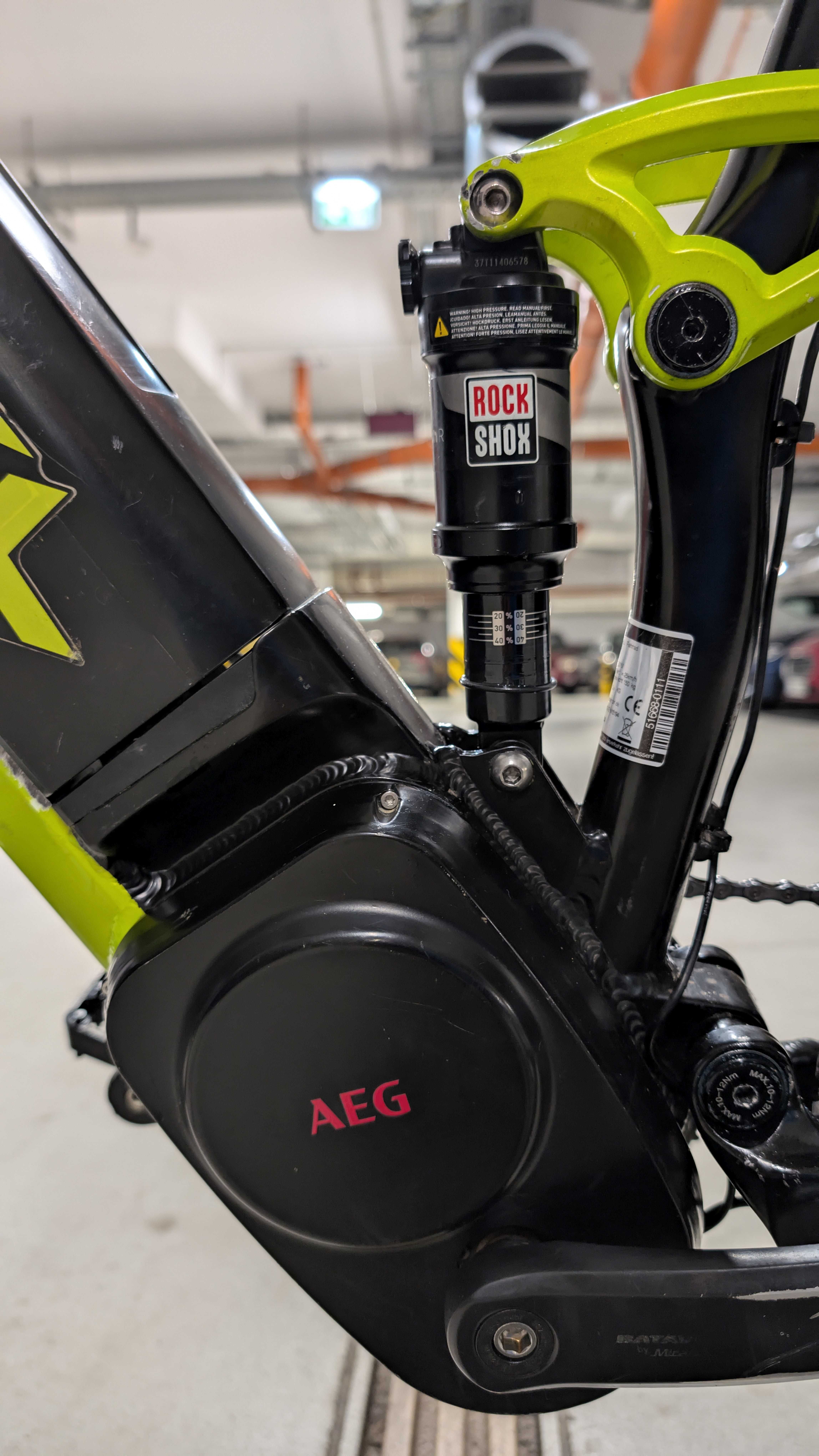 Rower elektryczny Rex Graveler E 8.9 + DWIE BATERIE XT FULL + gratisy
