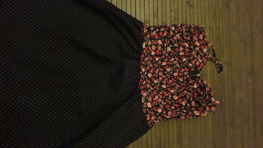 Vestido S Preto e floral