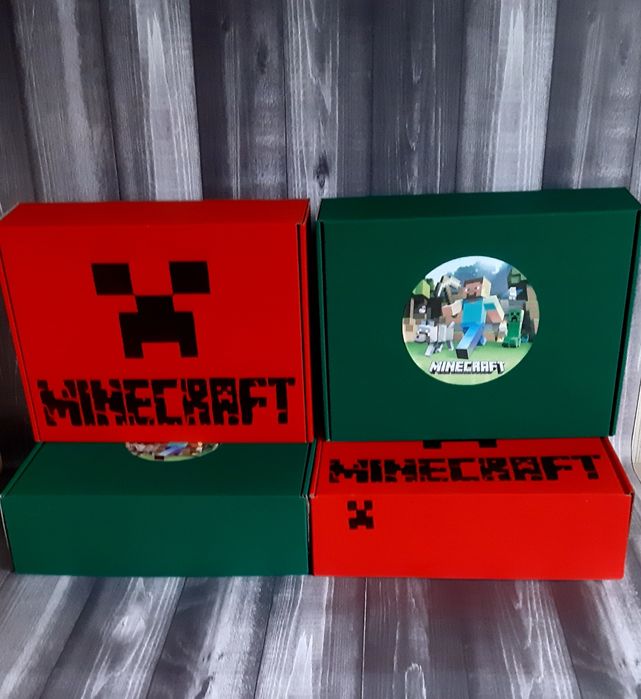 Дитячий подарунковий набір для шанувальників гри Minecraft.