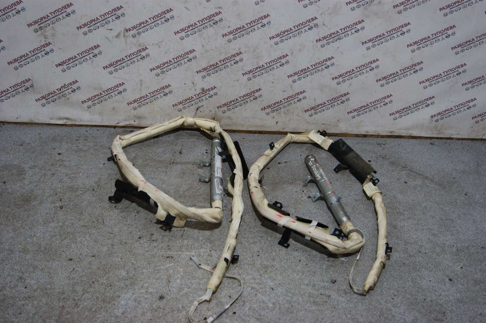 Шторка безпеки ліва права Mitsubishi Grandis 2004-2010