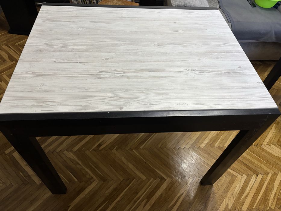 Стіл розкладний.