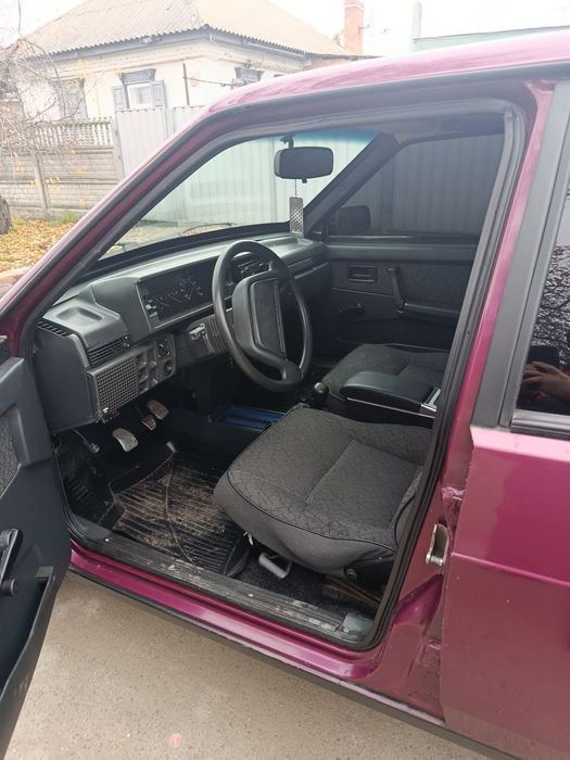 Продам ваз 21099 в хорошем состояние
