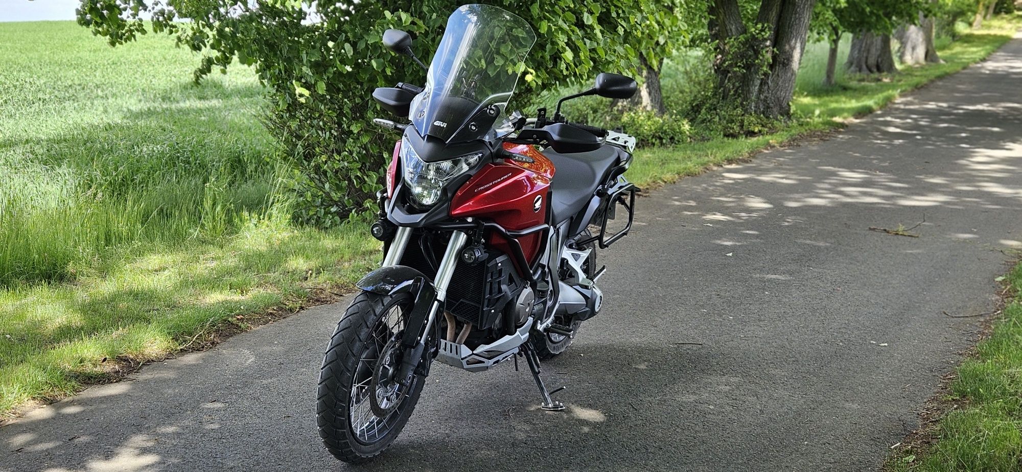 Vfr 1200 crosstourer     tenere africa bmw gs triumph tiger