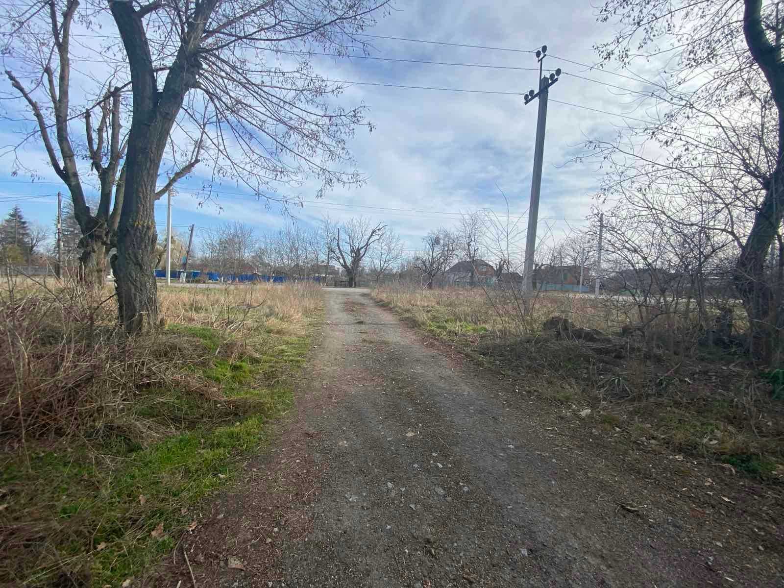 Продаж ділянки під житлову забудову на вул. Алеї, площа 14 соток