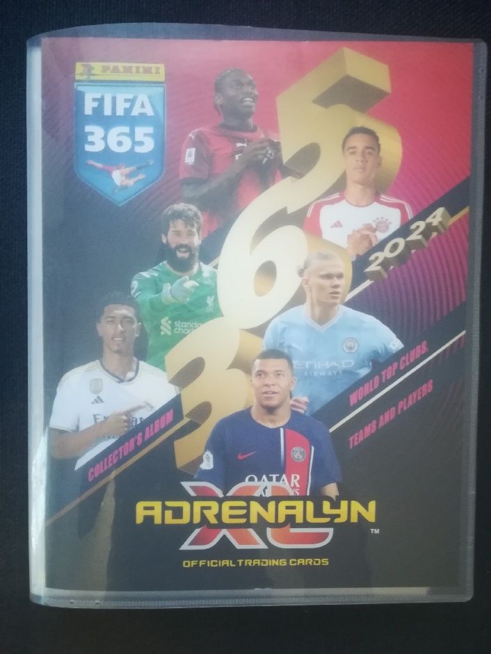 Karty piłkarskie kompletny album kart fifa 365