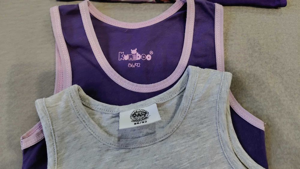 Podkoszulki dziewczęce Psi Patrol 4 sztuki