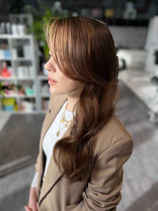 Usługi fryzjerskie, zabiegi na włosy