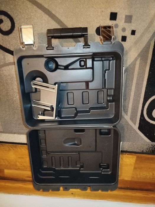 Walizka po strugu elektrycznym Stanley fatmax