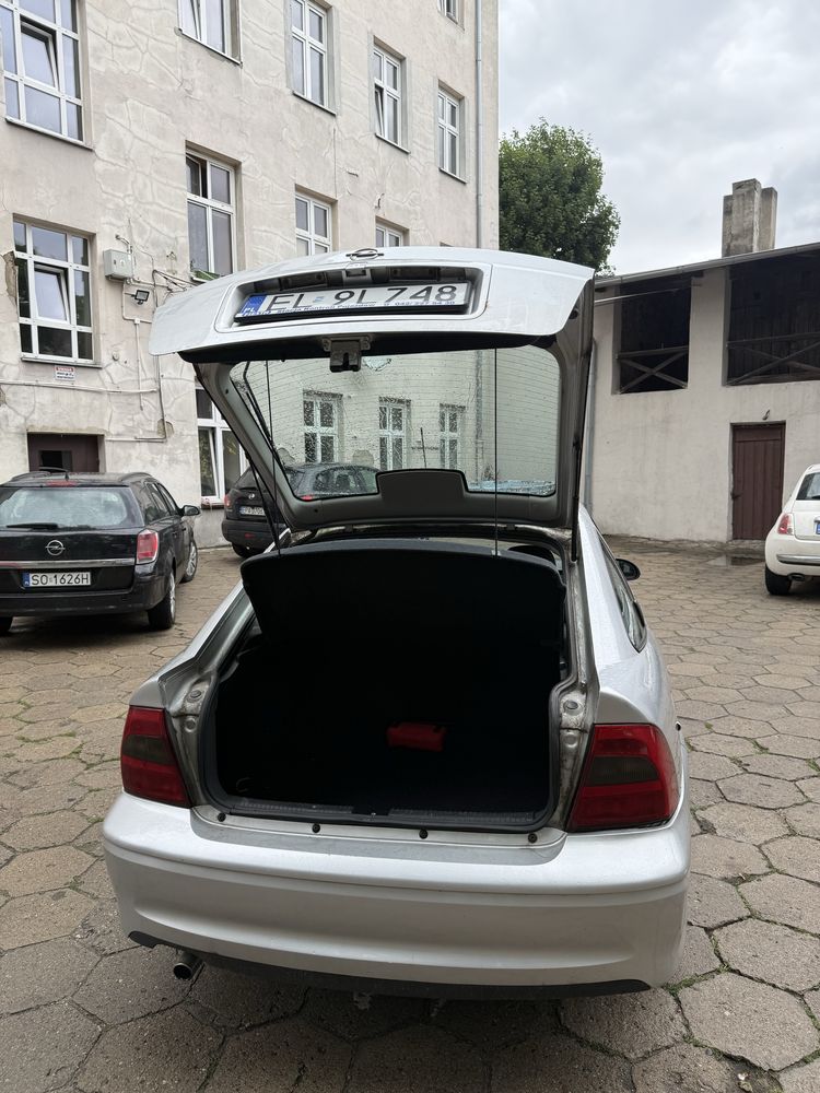 Opel Vectra B klimatyzacja alufelgi