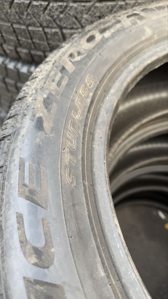 245/50/19 Pirelli ICE Zero, TESLA  Y