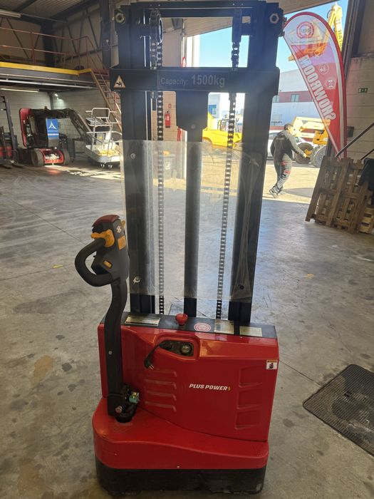 Stacker Plus Power 1500kg 3mt (Semi-Novo)