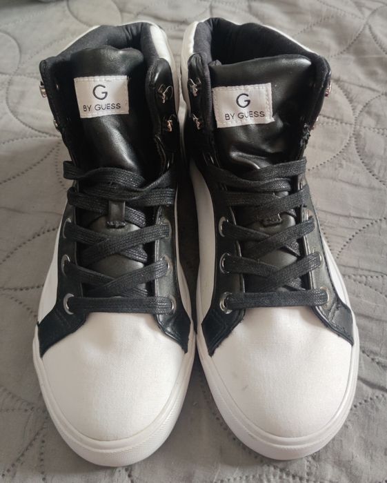 Buty trampki damskie Guess By Guess. Rozmiar 8,5. Orginalne.