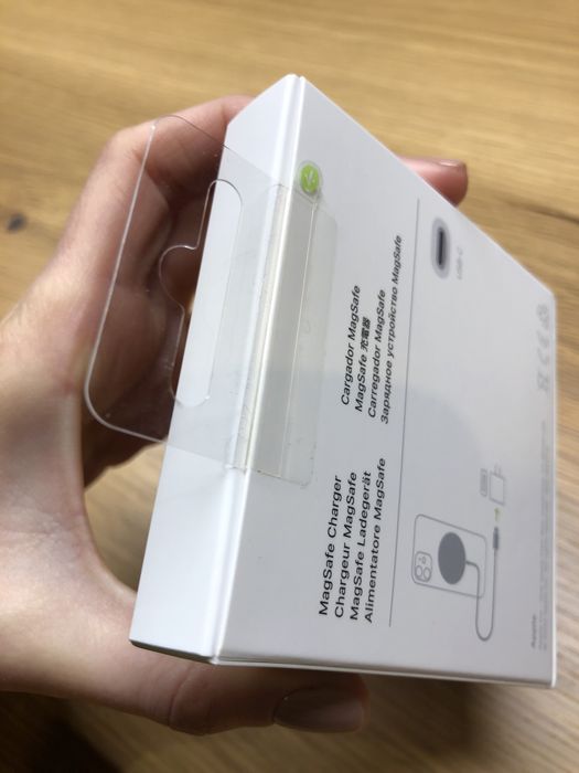 Carregador magsafe Apple por abrir