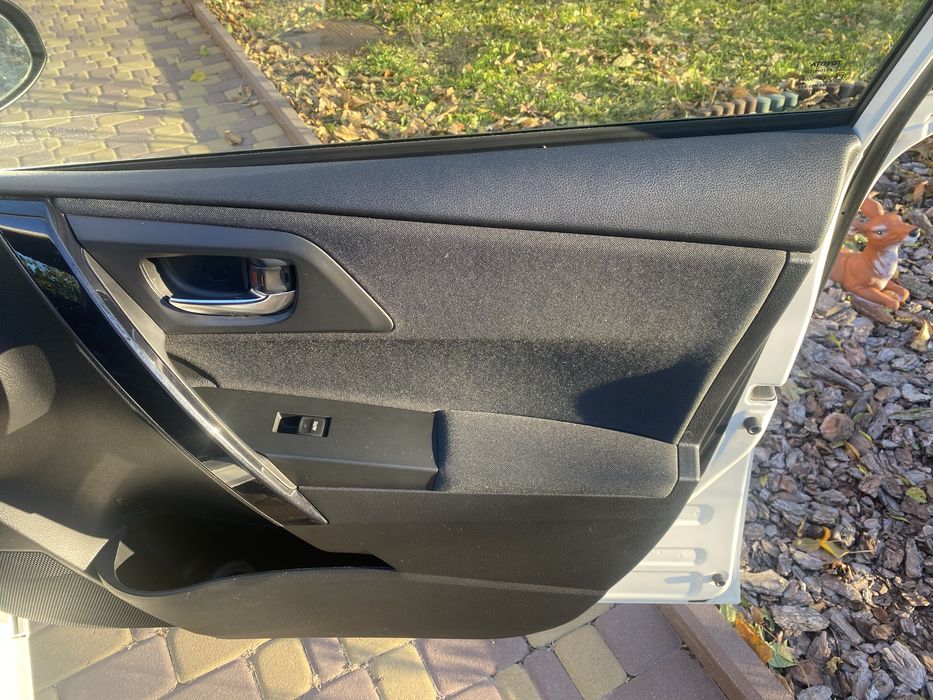Toyota Auris 2016 р  газ/бензин