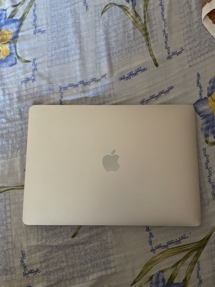 MacBook Air 2018 i5