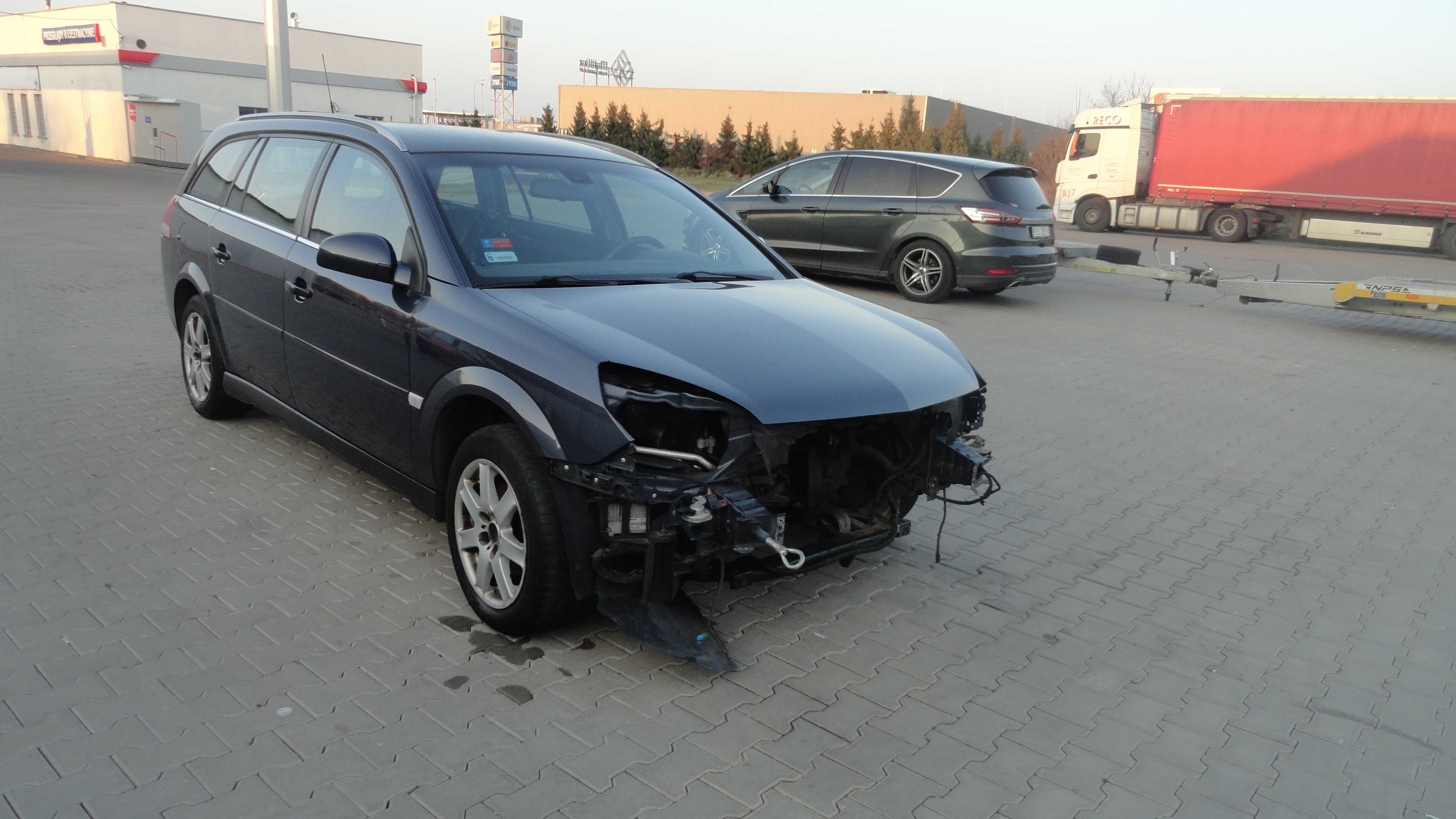 Zderzak tył tylny Opel Vectra C lift kombi kod koloru Z168