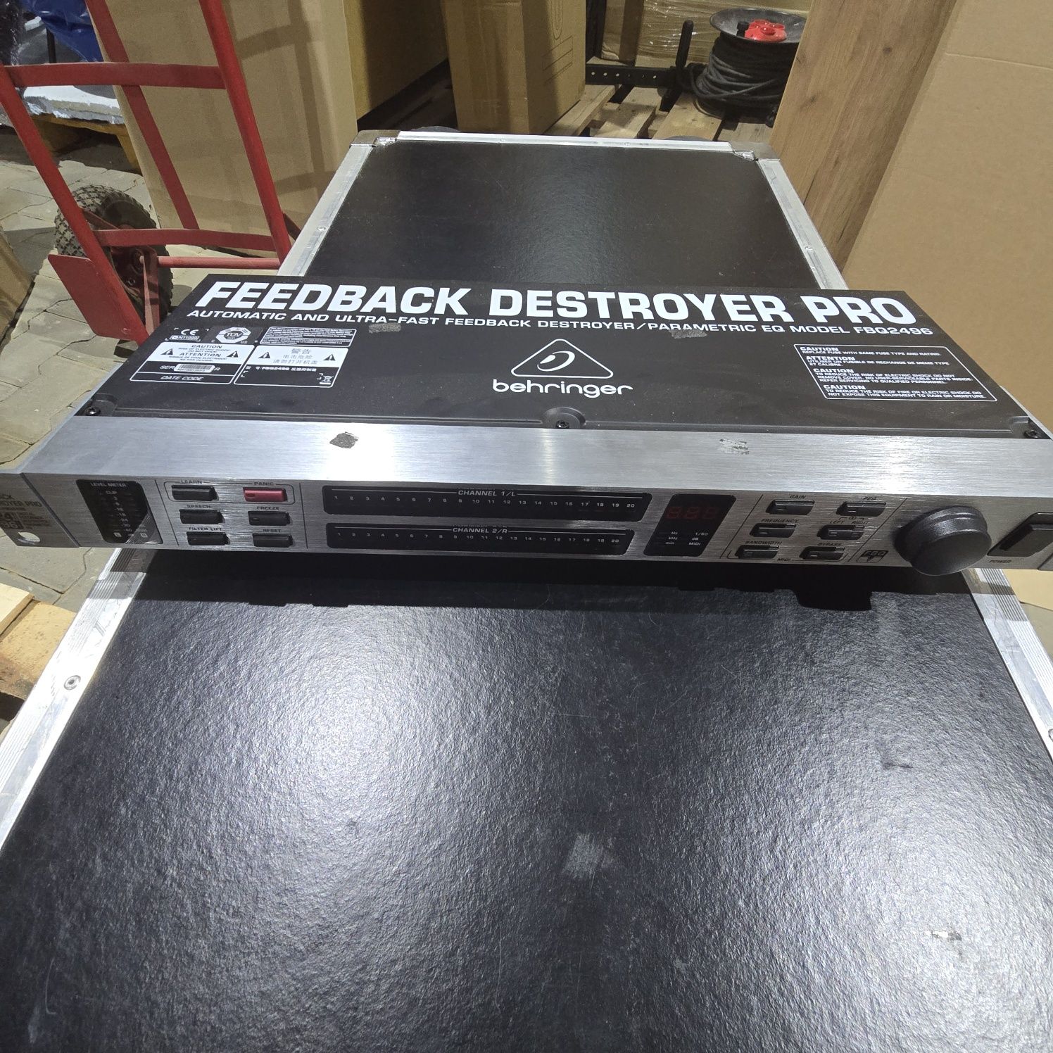 Behringer ELIMINATOR SPRZĘŻEŃ FBQ 2496 jak nowy gwarancja