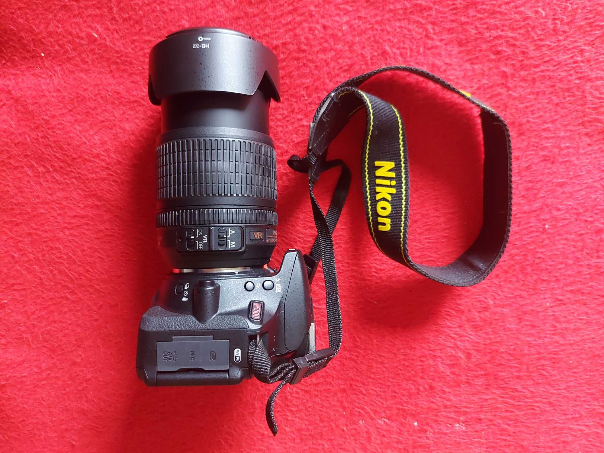 Nikon D5500 + lente 18-105