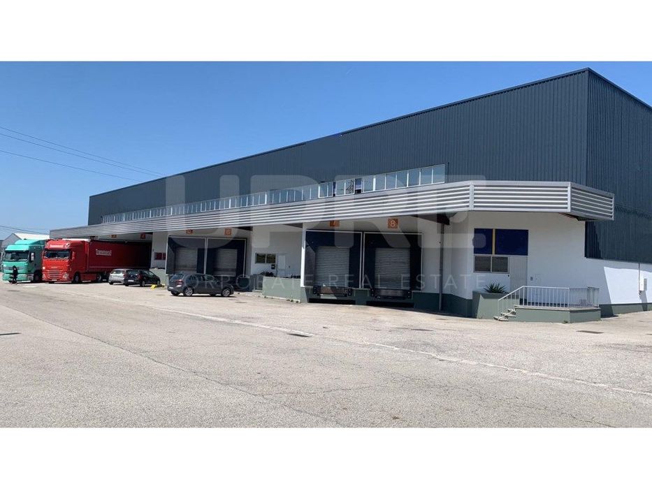 ARRENDA | Armazém Logístico | Oiã