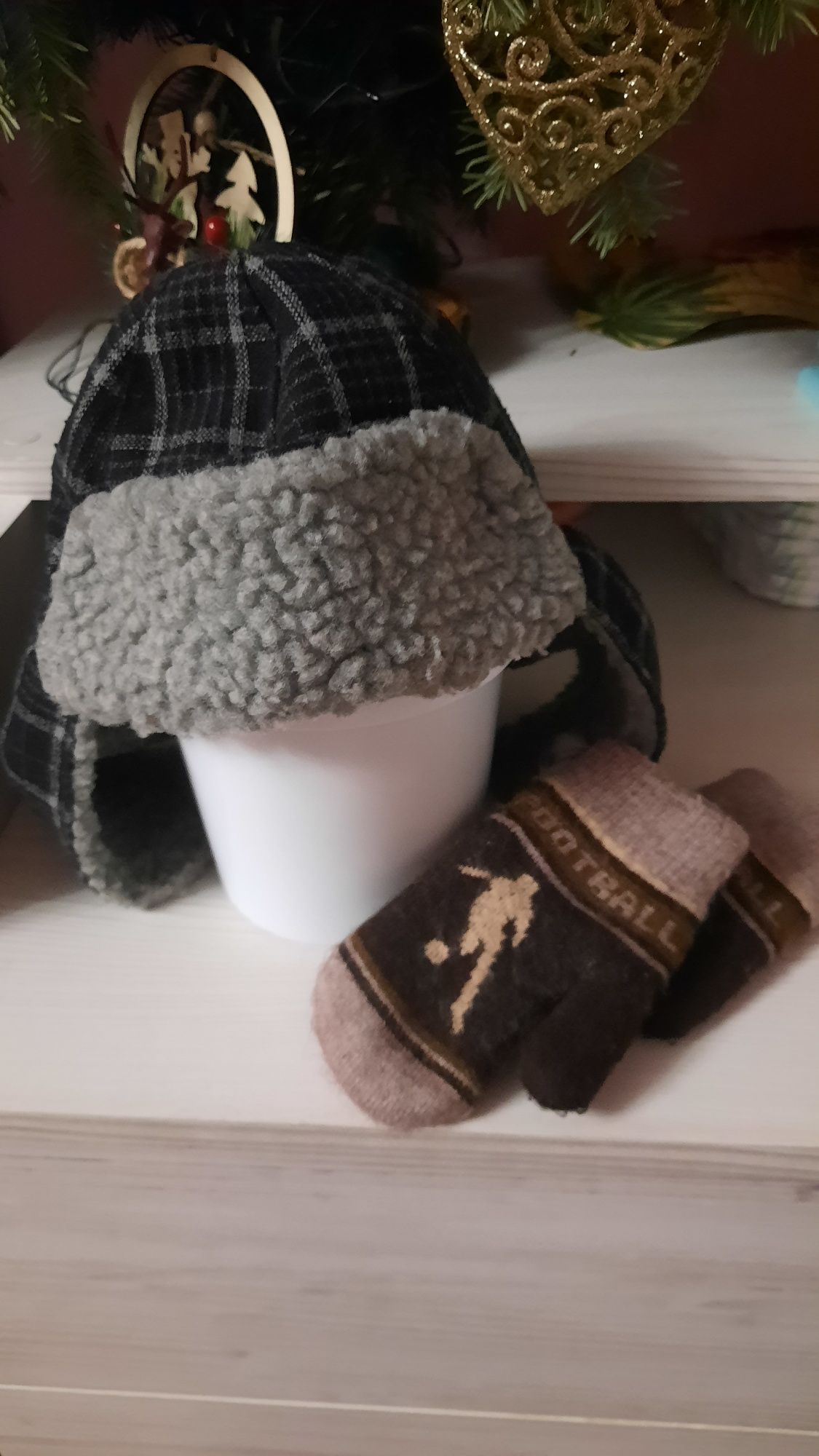 Зимова шапка з рукавичками